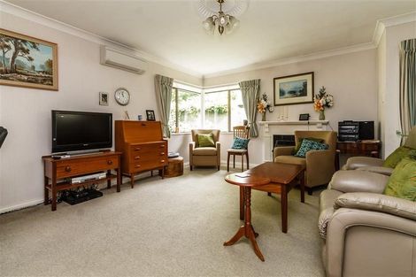Photo of property in 88 Churchill Avenue, Hokowhitu, Palmerston North, 4410