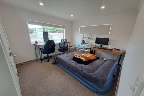 Photo of property in 37 Merriefield Avenue, Forrest Hill, Auckland, 0620