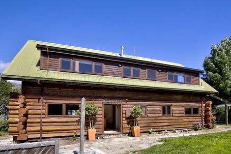 Photo of property in 21 Mount Iron Drive, Wanaka, 9305