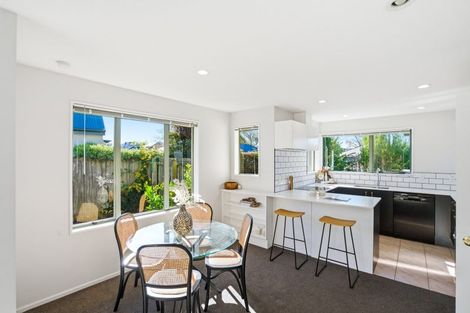 Photo of property in 51 Parade Court, Addington, Christchurch, 8024