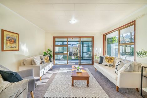 Photo of property in 2f2- Parera Grove, Heretaunga, Upper Hutt, 5018
