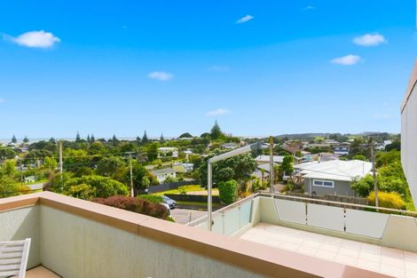 Photo of property in 43 Manuka Street, Otaki Beach, Otaki, 5512