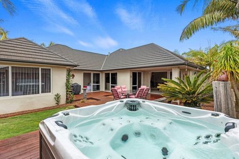 Photo of property in 10 Serena Key, Papamoa Beach, Papamoa, 3118