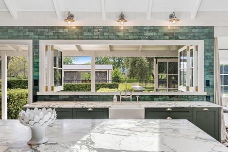 Photo of property in 197 Papakura-clevedon Road, Clevedon, Papakura, 2582