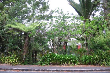 Photo of property in 84 Park Road, Titirangi, Auckland, 0604