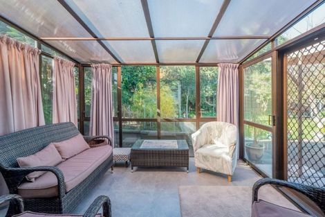 Photo of property in 6 Paretai Grove, Waikanae, 5036