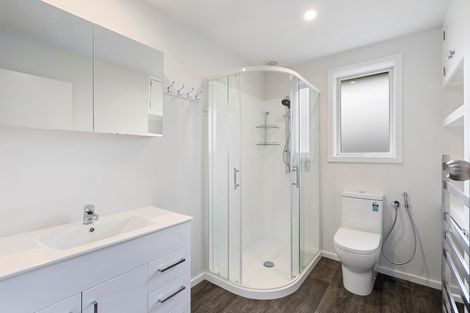 Photo of property in 36 Oakley Crescent, Hornby, Christchurch, 8042