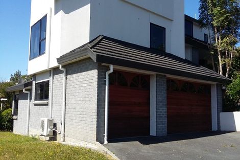 Photo of property in 52 Molyneux Close, Whitby, Porirua, 5024