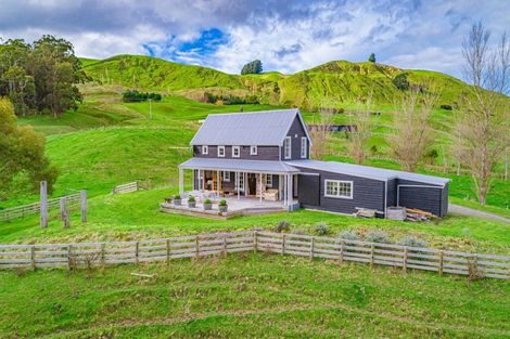 Photo of property in 387 Johns Way, Martinborough, Carterton, 5784