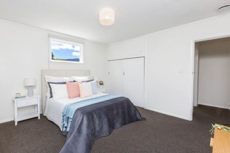 Photo of property in 30a Exchange Street, Ebdentown, Upper Hutt, 5018