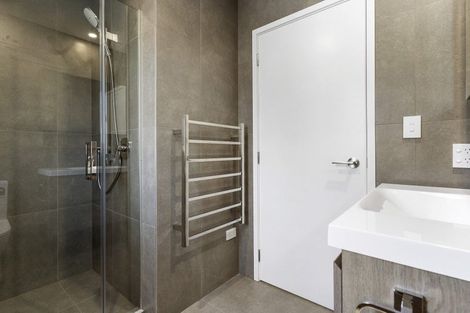 Photo of property in 2a Stokes Avenue, Te Atatu Peninsula, Auckland, 0610