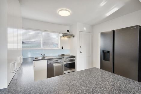 Photo of property in 80 Lowry Avenue, Redwood, Christchurch, 8051