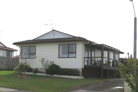 Photo of property in 5 Patrice Place, Massey, Auckland, 0614