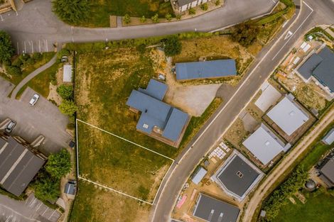 Photo of property in 6 Cleland Close, Wanaka, 9382