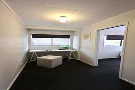 Photo of property in 141 West Harbour Drive, West Harbour, Auckland, 0618