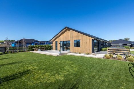 Photo of property in 29 Honeyfield Drive, Whalers Gate, New Plymouth, 4310