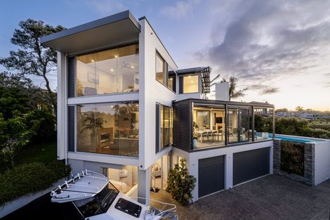 Photo of property in 3a Kowhai Road, Mairangi Bay, Auckland, 0630