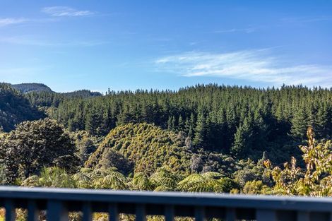 Photo of property in 21 Mcewen Crescent, Riverstone Terraces, Upper Hutt, 5018