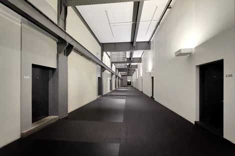 Photo of property in Waterloo Quay Apartments, 205/28 Waterloo Quay, Pipitea, Wellington, 6011