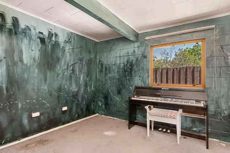 Photo of property in 205 Highsted Road, Casebrook, Christchurch, 8051