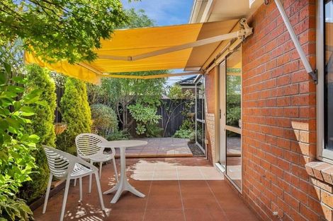 Photo of property in 31b Wilsons Road, Saint Martins, Christchurch, 8022