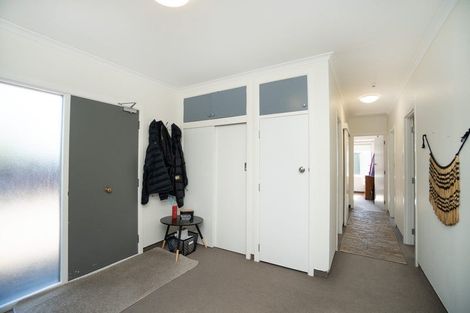 Photo of property in 15 Raglan Avenue, Cloverlea, Palmerston North, 4412