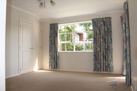 Photo of property in 17a Danbury Drive, Torbay, Auckland, 0630