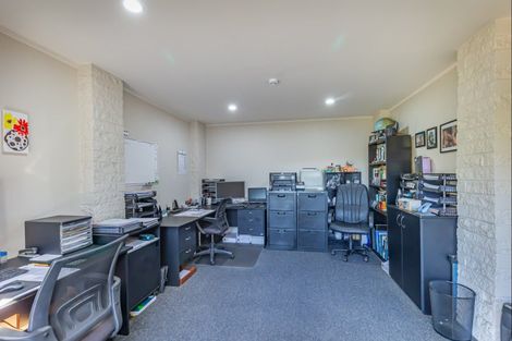 Photo of property in 66 Macarthur Street, Levin, 5510
