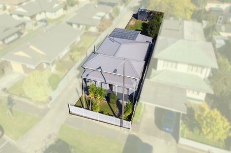 Photo of property in 60 Albert Street, Palmerston North, 4414