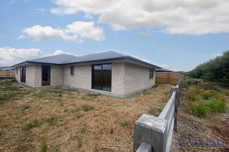 Photo of property in 10 Pitcaithly Street, Halswell, Christchurch, 8025