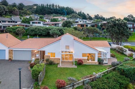 Photo of property in 1 Lakeside Villas, Whitby, Porirua, 5024