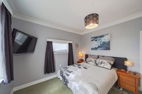 Photo of property in 5 Ruataniwha Street, Waipukurau, 4200