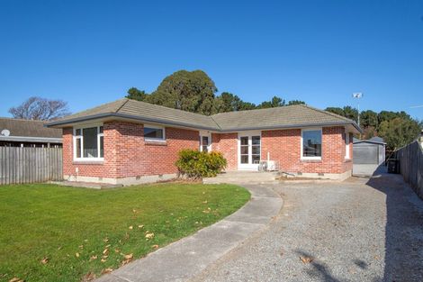 Photo of property in 106 Bickerton Street, Wainoni, Christchurch, 8061