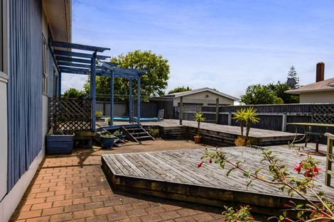 Photo of property in 137 Waihi Road, Hawera, 4610
