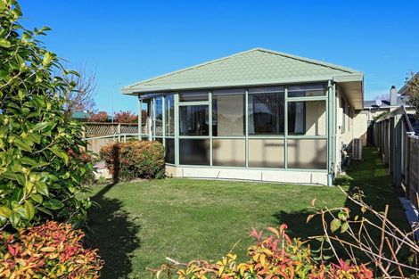 Photo of property in 9 King Street, Taradale, Napier, 4112
