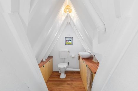 Photo of property in 23 Ranui Crescent, Diamond Harbour,  8971