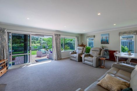 Photo of property in 10 Rochfort Street, Otane, 4202