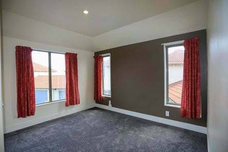 Photo of property in 76 Picton Avenue, Riccarton, Christchurch, 8011