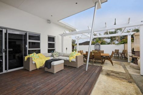 Photo of property in 21 Tasman Drive, Poraiti, Napier, 4112