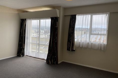 Photo of property in 5 Hawker Street, Mount Victoria, Wellington, 6011