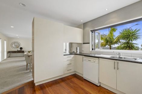 Photo of property in 1/22 Valley Road, Browns Bay, Auckland, 0630