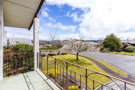 Photo of property in 15 Hilden Place, Hilltop, Taupo, 3330