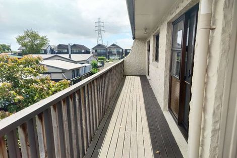 Photo of property in 22 Philson Terrace, Browns Bay, Auckland, 0630