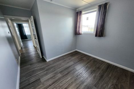 Photo of property in 15 Queen Street, Winton, 9720