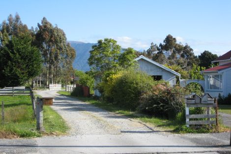 Photo of property in 140 Brougham Street, Westport, 7825