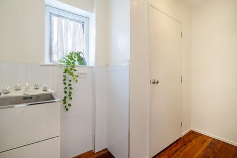 Photo of property in 1/22 Valley Road, Browns Bay, Auckland, 0630