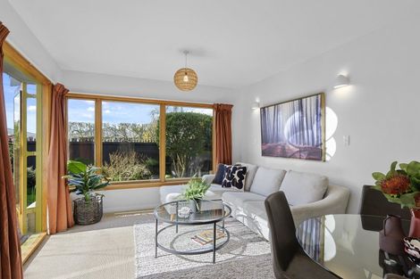 Photo of property in 3 Shaftesbury Street, Avonhead, Christchurch, 8042