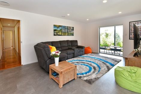 Photo of property in 166 Rimmer Road, Helensville, 0875