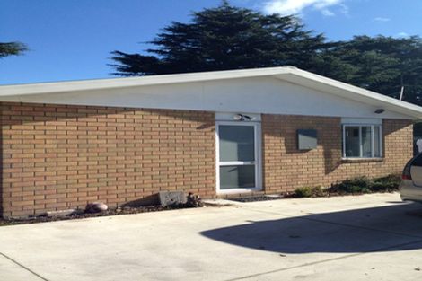 Photo of property in 30b Roche Avenue, Upper Riccarton, Christchurch, 8041