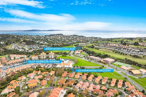 Photo of property in 42 Parkwood Crescent, Gulf Harbour, Whangaparaoa, 0930